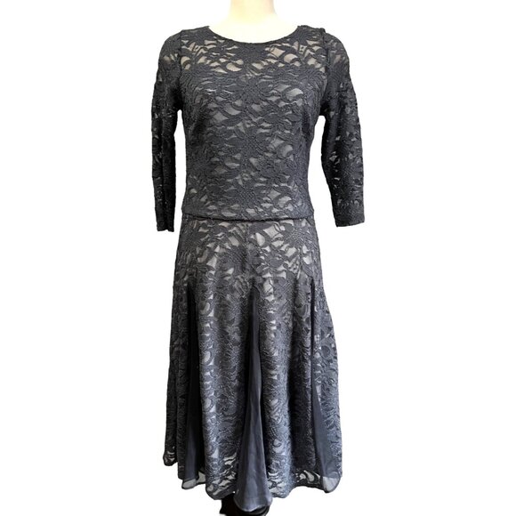 Signature by Sangria Sz 8 (Medium) Gray Lace Dress Midi Flowy Swing Dress - Picture 1 of 11
